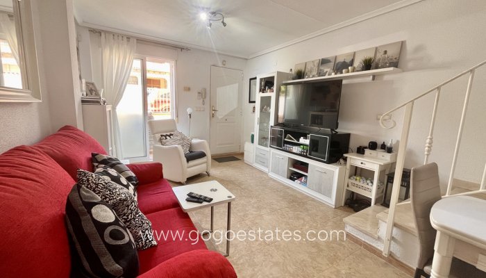 Te koop - Huis - Stadswoning - Torrevieja - La Mata