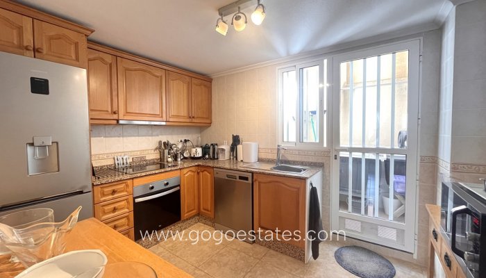 Te koop - Huis - Stadswoning - Torrevieja - La Mata