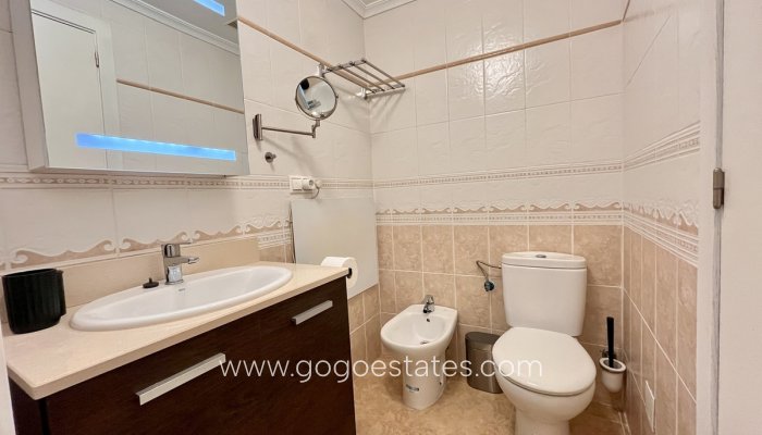 Te koop - Huis - Stadswoning - Torrevieja - Torrevieja Centro