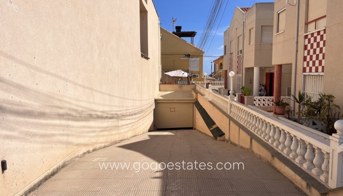 Te koop - Huis - Stadswoning - Torrevieja - Torrevieja Centro
