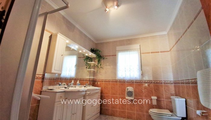 Te koop - Huis - Vrijstaande Villa - Calpe - Calpe Centro