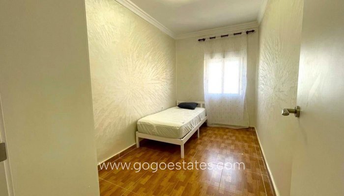 Te koop - Appartement - Appartement op de middelste verdieping - Alicante - Alicante Centro