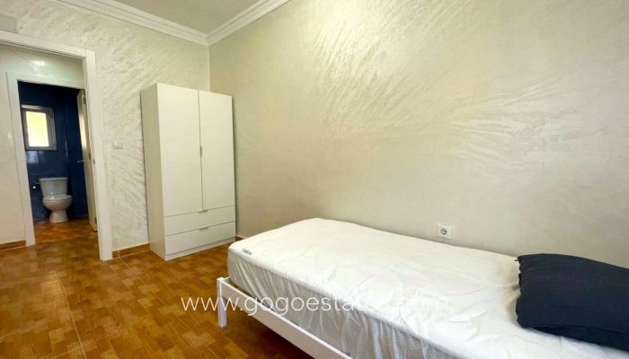 Te koop - Appartement - Appartement op de middelste verdieping - Alicante - Alicante Centro