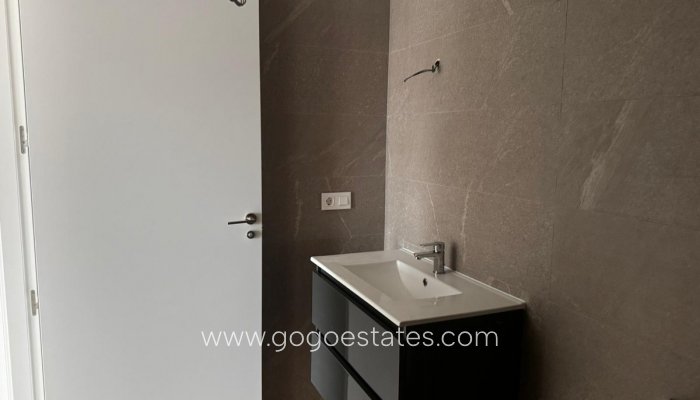 Te koop - Appartement - Appartement op de middelste verdieping - Alicante - Alicante Centro