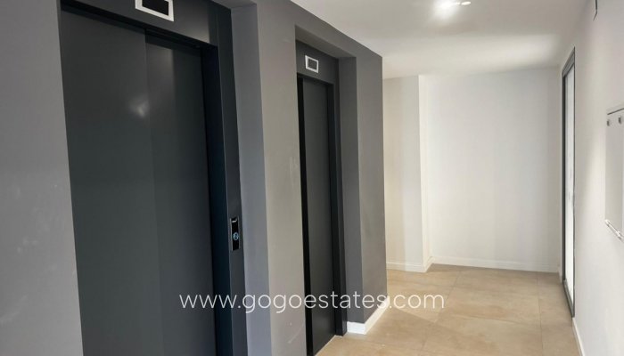 Te koop - Appartement - Appartement op de middelste verdieping - Alicante - Alicante Centro