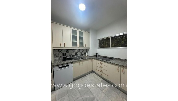 Te koop - Appartement - Appartement op de middelste verdieping - Alicante - Alicante Centro