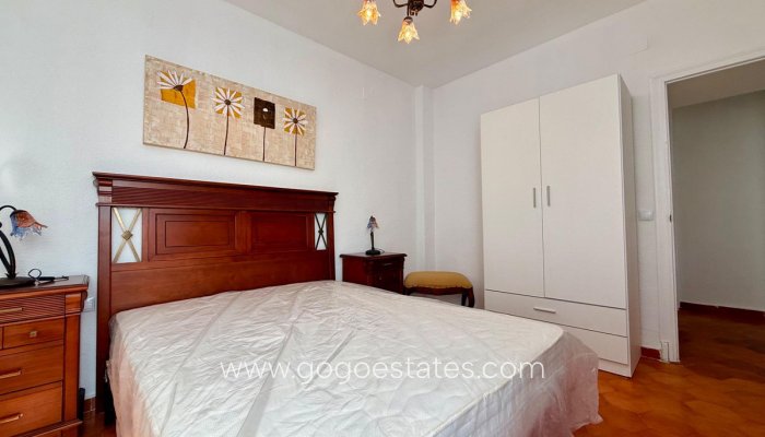 Te koop - Appartement - Appartement op de middelste verdieping - Alicante - Alicante Centro