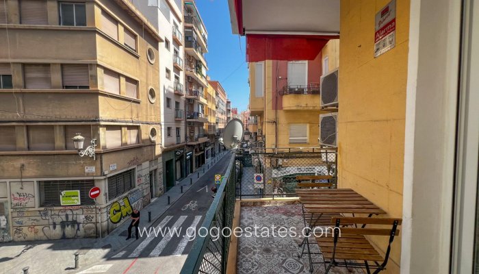 Te koop - Appartement - Appartement op de middelste verdieping - Alicante - Alicante Centro