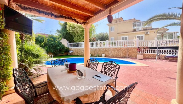 Te koop - Huis - Bungalow - Torrevieja - Torrevieja Centro