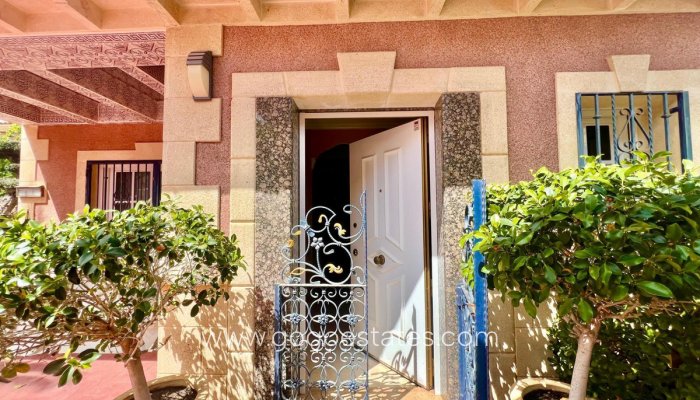Te koop - Huis - Bungalow - Torrevieja - Torrevieja Centro