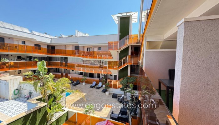 Te koop - Appartement - Appartement op de middelste verdieping - Torrevieja - Torrevieja Centro
