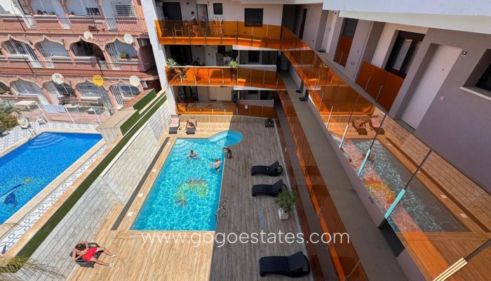 Te koop - Appartement - Appartement op de middelste verdieping - Torrevieja - Torrevieja Centro