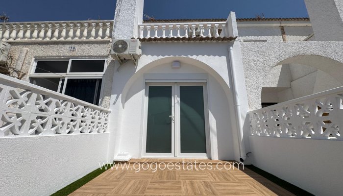 Te koop - Huis - Bungalow - Torrevieja - Torrevieja Centro