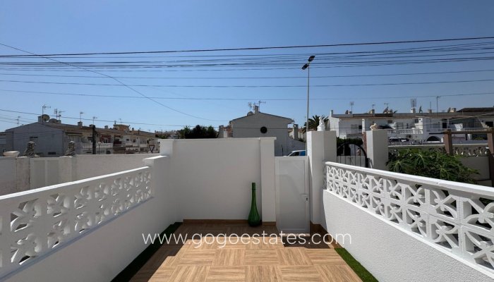 Te koop - Huis - Bungalow - Torrevieja - Torrevieja Centro