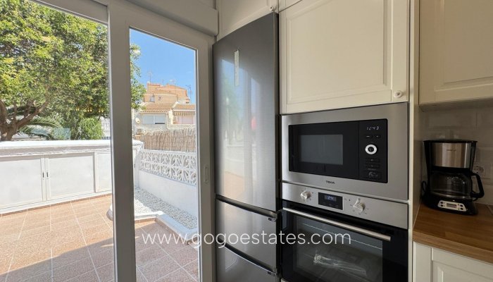 Te koop - Huis - Bungalow - Torrevieja - Torrevieja Centro