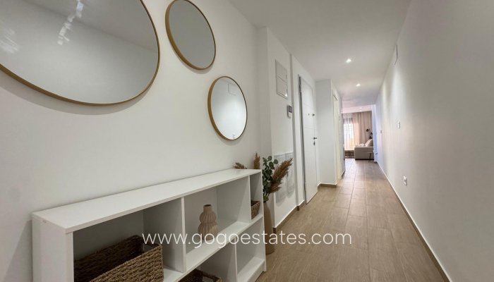 Te koop - Appartement - Appartement op de middelste verdieping - Torrevieja - Torrevieja Centro