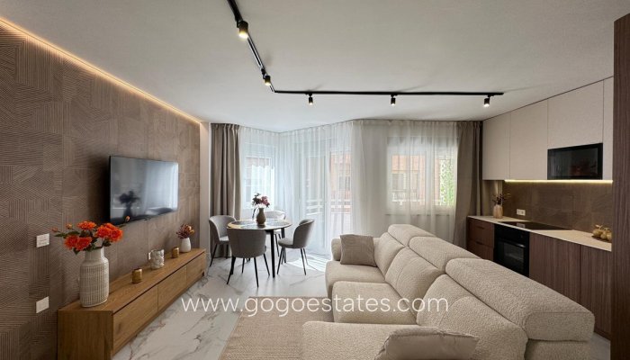 Te koop - Appartement - Appartement op de middelste verdieping - Torrevieja - Torrevieja Centro