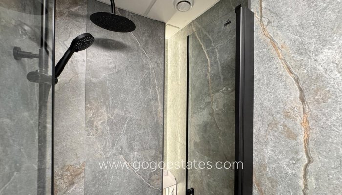 Te koop - Appartement - Appartement op de middelste verdieping - Torrevieja - Torrevieja Centro