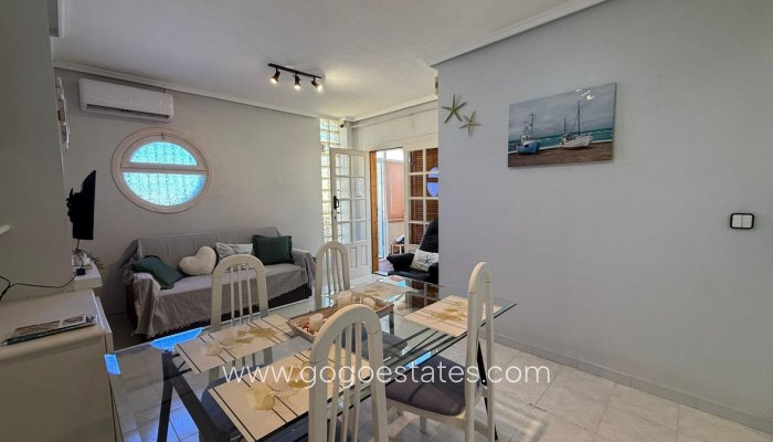 Te koop - Huis - Bungalow - Torrevieja - Torrevieja Centro