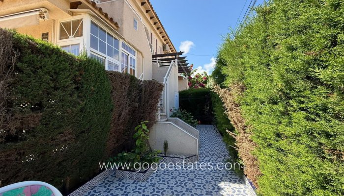 Te koop - Huis - Bungalow - Torrevieja - Torrevieja Centro