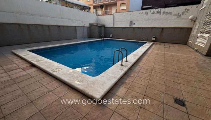 Te koop - Appartement - Appartement op de middelste verdieping - Torrevieja - Torrevieja Centro
