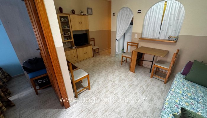 Te koop - Appartement - Appartement op de middelste verdieping - Torrevieja - Torrevieja Centro