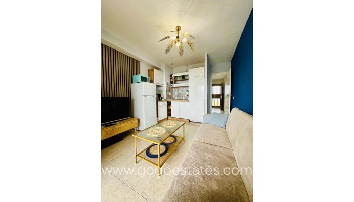 Te koop - Appartement - Appartement op de middelste verdieping - Torrevieja - Torrevieja Centro