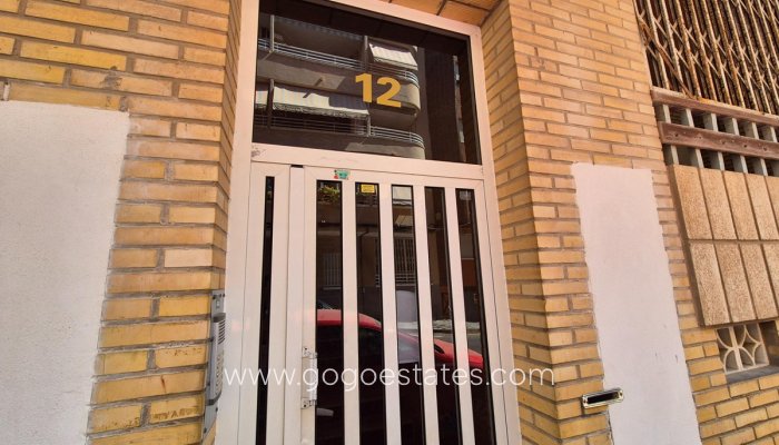 Te koop - Appartement - Appartement op de middelste verdieping - Torrevieja - Torrevieja Centro