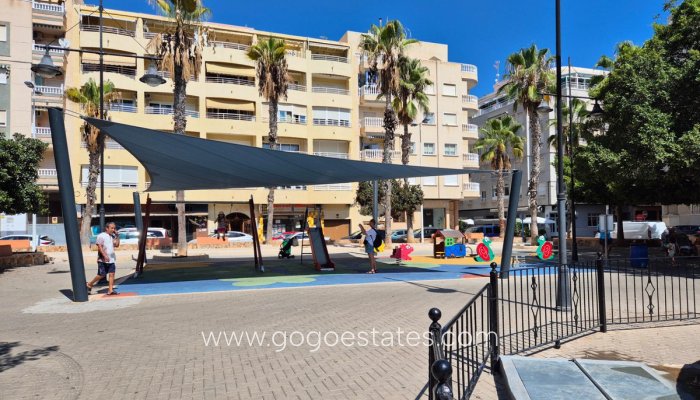Te koop - Appartement - Appartement op de middelste verdieping - Torrevieja - Torrevieja Centro