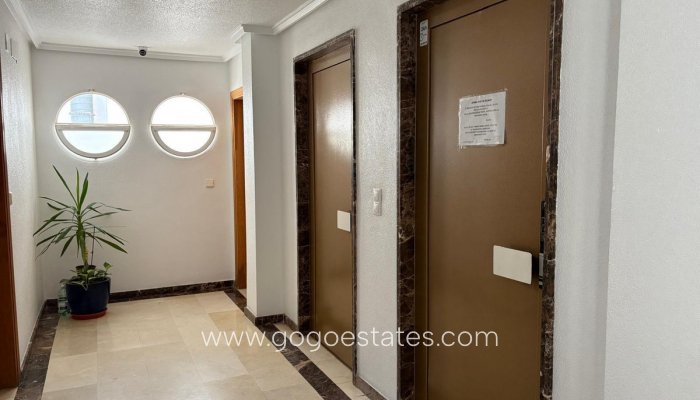 Te koop - Appartement - Penthouse Duplex - Torrevieja - Torrevieja Centro