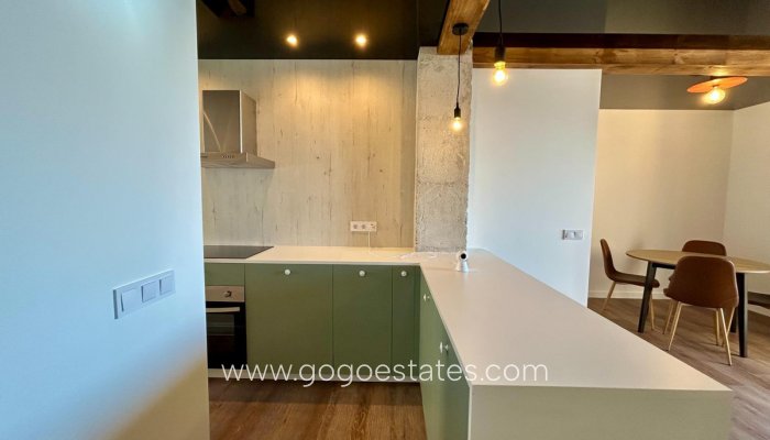 Te koop - Appartement - Appartement op de middelste verdieping - Torrevieja - Torrevieja Centro