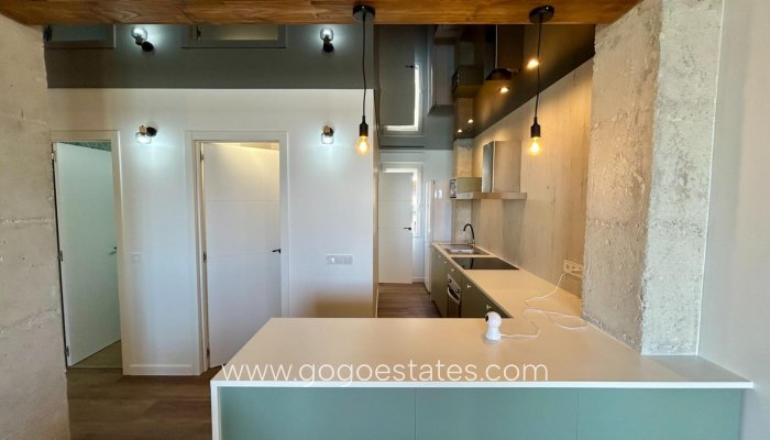 Te koop - Appartement - Appartement op de middelste verdieping - Torrevieja - Torrevieja Centro