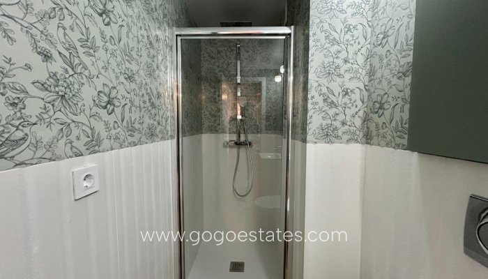 Te koop - Appartement - Appartement op de middelste verdieping - Torrevieja - Torrevieja Centro