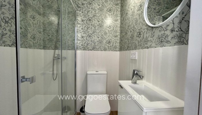 Te koop - Appartement - Appartement op de middelste verdieping - Torrevieja - Torrevieja Centro