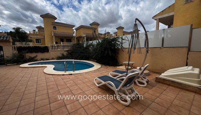 Te koop - Huis - Bungalow - Orihuela - Orihuela Costa