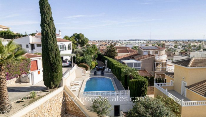 Te koop - Huis - Vrijstaande Villa - Rojales - Ciudad Quesada