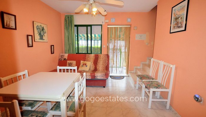 Te koop - Huis - Halfvrijstaande woning - Orihuela - Punta Prima