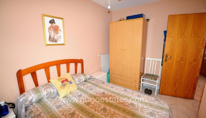 Te koop - Huis - Halfvrijstaande woning - Orihuela - Punta Prima