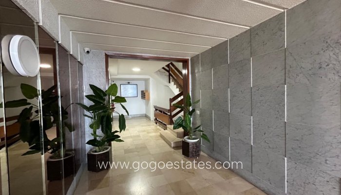 Te koop - Appartement - Appartement op de middelste verdieping - Torrevieja - Torrevieja Centro