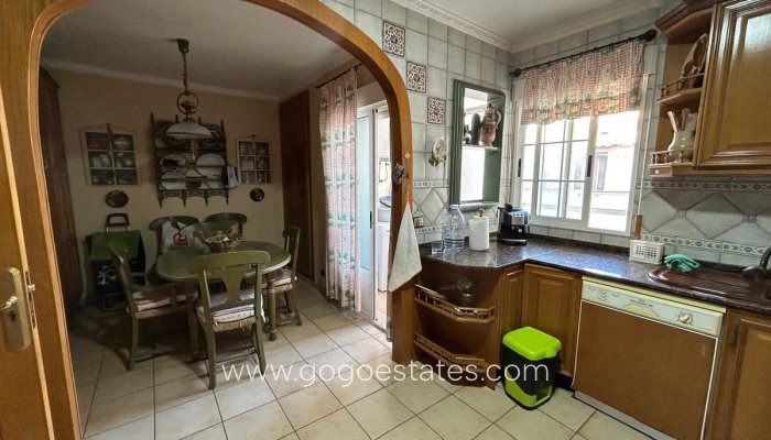 Te koop - Appartement - Appartement op de middelste verdieping - Torrevieja - Torrevieja Centro