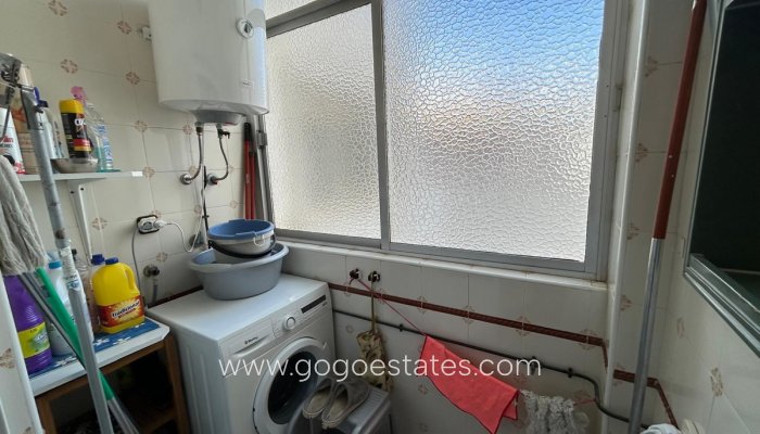 Te koop - Appartement - Appartement op de middelste verdieping - Torrevieja - Torrevieja Centro