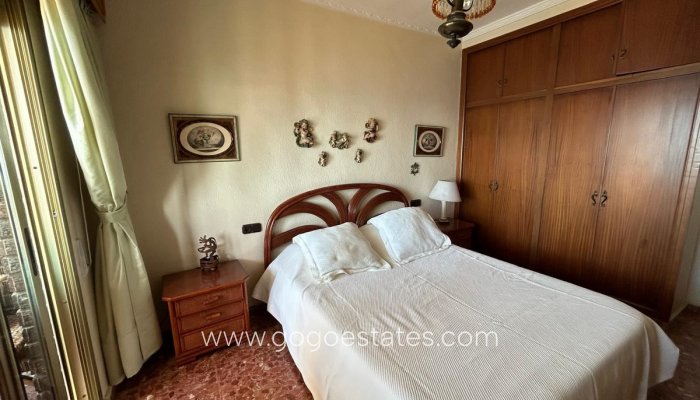 Te koop - Appartement - Appartement op de middelste verdieping - Torrevieja - Torrevieja Centro