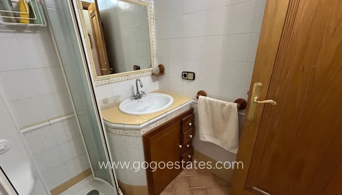 Te koop - Appartement - Appartement op de middelste verdieping - Torrevieja - Torrevieja Centro