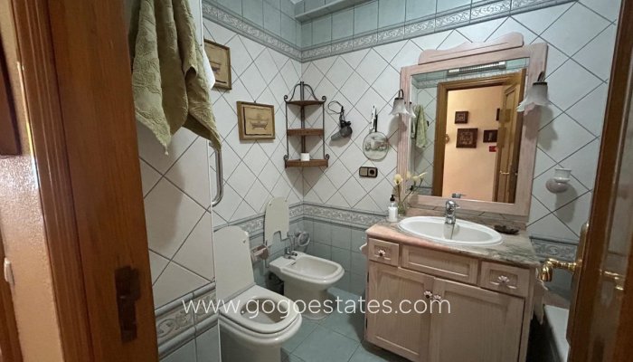 Te koop - Appartement - Appartement op de middelste verdieping - Torrevieja - Torrevieja Centro