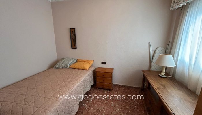 Te koop - Appartement - Appartement op de middelste verdieping - Torrevieja - Torrevieja Centro