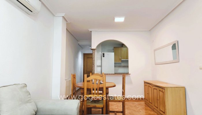 Te koop - Appartement - Appartement op de middelste verdieping - Torrevieja - Torrevieja Centro