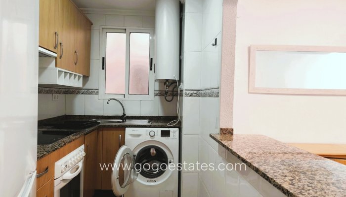 Te koop - Appartement - Appartement op de middelste verdieping - Torrevieja - Torrevieja Centro