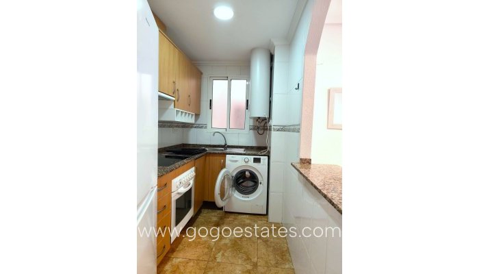 Te koop - Appartement - Appartement op de middelste verdieping - Torrevieja - Torrevieja Centro