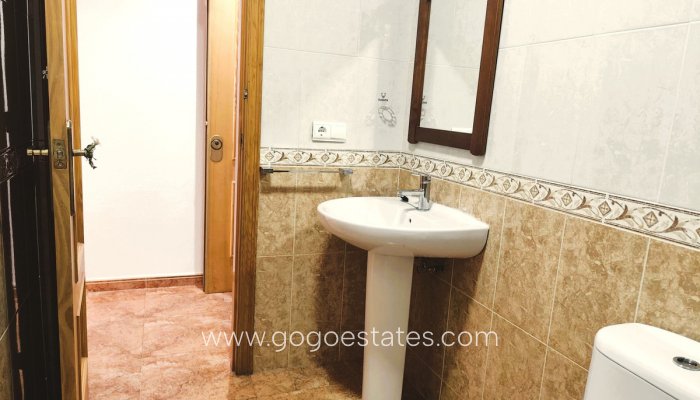 Te koop - Appartement - Appartement op de middelste verdieping - Torrevieja - Torrevieja Centro