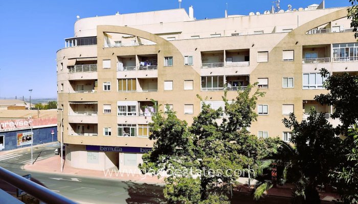 Te koop - Appartement - Appartement op de middelste verdieping - Torrevieja - Torrevieja Centro